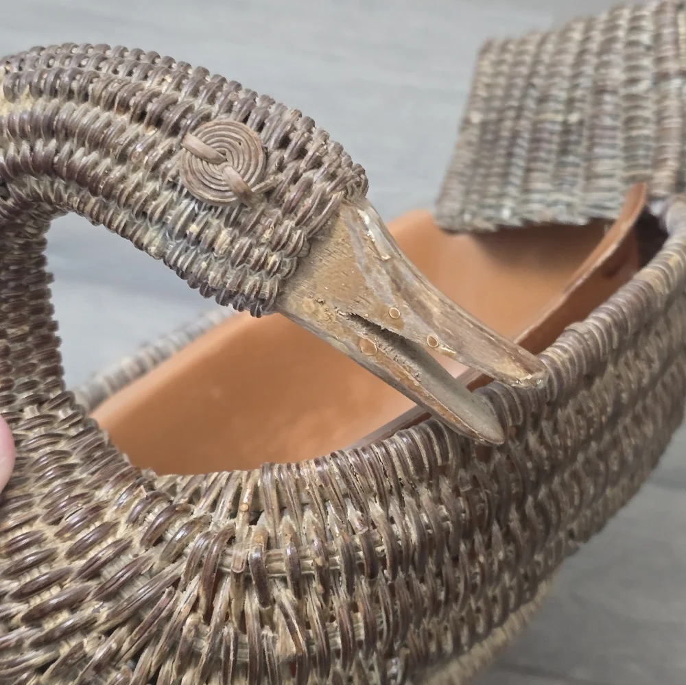 N/A adorable rattan